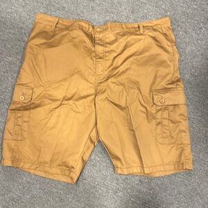 Huntington shorts size 48. I1